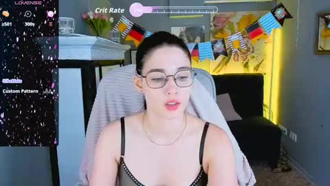 Snapshot of ellie_magic chatting on 19, 9, 2025 ellie_magic online show from 19, 9, 2025