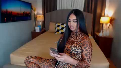 ellie online show from 25, 1, 2025