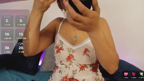 elliee1 online show from 5, 11, 2025