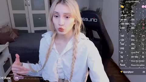 Snapshot of elliefrost chatting on 28, 2, 2025 elliefrost online show from 28, 2, 2025