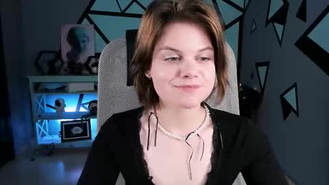 elliemurler online show from 20, 11, 2025