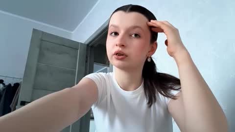 Snapshot of ellieschuffert chatting on 10, 2, 2026 Ellie online show from 10, 2, 2026