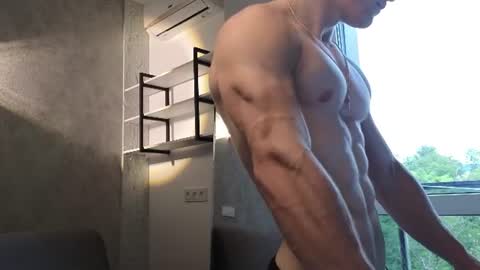 Snapshot of elliot_muscle04 chatting on 28, 6, 2026 elliot_muscle04 online show from 28, 6, 2026