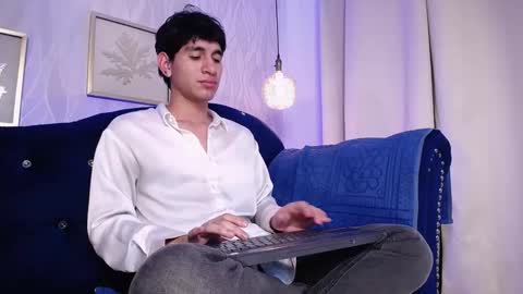 Snapshot of elliotazer chatting on 13, 1, 2026 Elliot online show from 13, 1, 2026