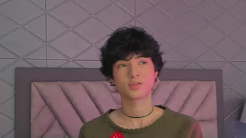 Snapshot of elliotvolkov chatting on 3, 6, 2026 elliotvolkov online show from 3, 6, 2026