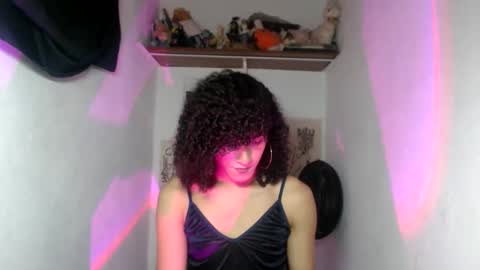 Snapshot of ellis_flowers chatting on 11, 6, 2026 . online show from 11, 6, 2026