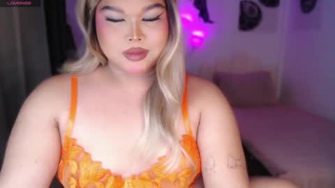 Snapshot of ellise_husson chatting on 9, 7, 2026 Ellise online show from 9, 7, 2026