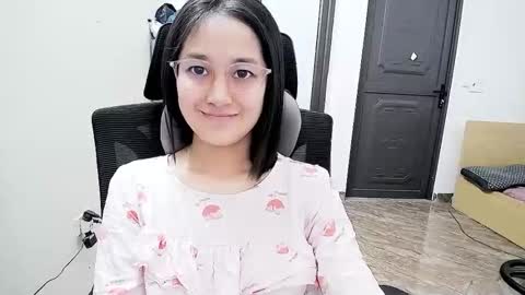 Snapshot of ellsa9x chatting on 21, 4, 2026 ellsa9x online show from 21, 4, 2026