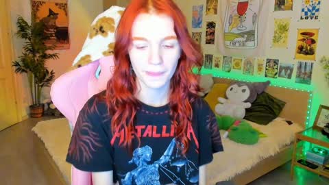 Snapshot of elly_milas chatting on 14, 1, 2025 Elly     Fansly  online show from 14, 1, 2025