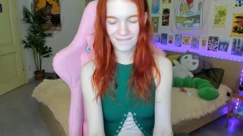 Snapshot of elly_milas chatting on 1, 3, 2025 Elly     Fansly  online show from 1, 3, 2025