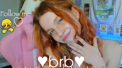 Snapshot of elly_milas chatting on 12, 10, 2025 Elly     Fansly  online show from 12, 10, 2025