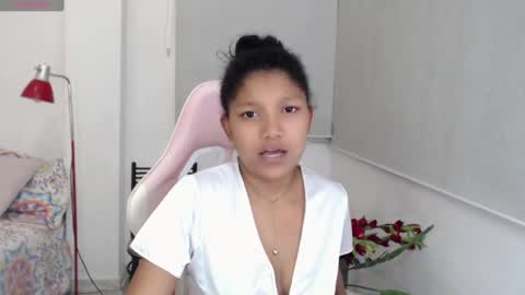 Elly online show from 21, 2, 2025