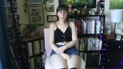 Snapshot of ellynaomi chatting on 16, 5, 2026 Elly Naomi online show from 16, 5, 2026