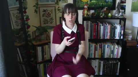 Snapshot of ellynaomi chatting on 6, 6, 2026 Elly Naomi online show from 6, 6, 2026