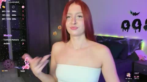 EllyPeach online show from 22, 10, 2025