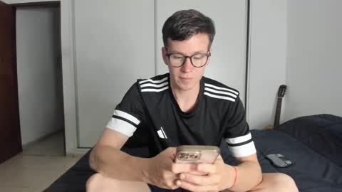 Snapshot of elnenedearg chatting on 5, 11, 2025 elnenedearg online show from 5, 11, 2025