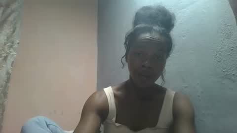 Snapshot of elodie228680 chatting on 29, 4, 2026 elodie228680 online show from 29, 4, 2026