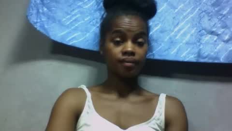 Snapshot of elodie228680 chatting on 16, 5, 2026 elodie228680 online show from 16, 5, 2026