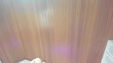 Snapshot of elodie_walker chatting on 19, 4, 2026 Elodie online show from 19, 4, 2026