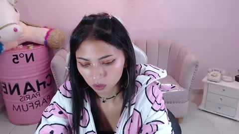 Elody  online show from 11, 2, 2025