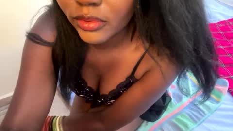 elodylux online show from 6, 8, 2026