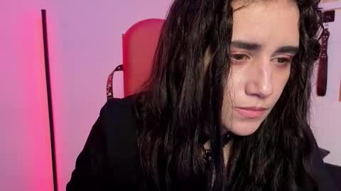 elowen_halley1 online show from 23, 2, 2026