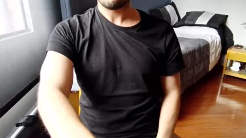 Snapshot of elriclust chatting on 19, 11, 2025 elriclust online show from 19, 11, 2025