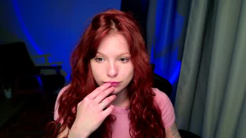 Snapshot of elsie_ginger chatting on 22, 4, 2026 Elsie online show from 22, 4, 2026
