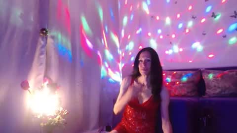 Snapshot of elysasun chatting on 16, 6, 2026 Elisa online show from 16, 6, 2026