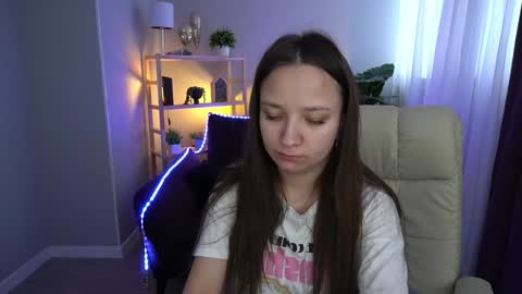 Call me Elis online show from 4, 2, 2025