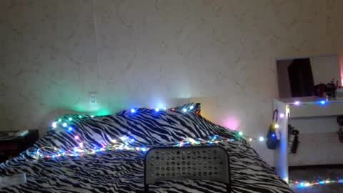 Snapshot of elzabagwell chatting on 19, 3, 2026 Monica online show from 19, 3, 2026