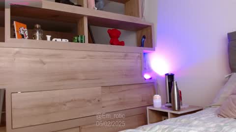 Emilia  online show from 6, 2, 2025