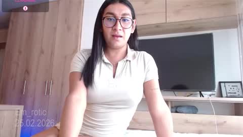 Emilia  online show from 25, 2, 2026