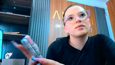 Estefany Martinez Acua INSTAGRAM ema 04oficial online show from 3, 8, 2026