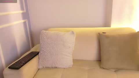 Snapshot of emagreen_ chatting on 13, 1, 2026 Emma online show from 13, 1, 2026