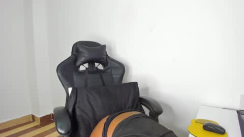 Snapshot of emattaylor chatting on 22, 1, 2025 . online show from 22, 1, 2025