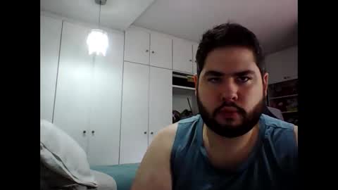 embarrassed_str8_3incher online show from 18, 3, 2026