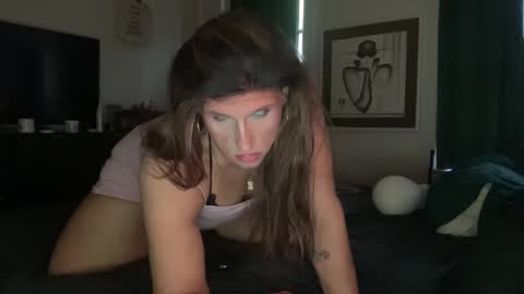 emberrrose87 online show from 24, 4, 2026