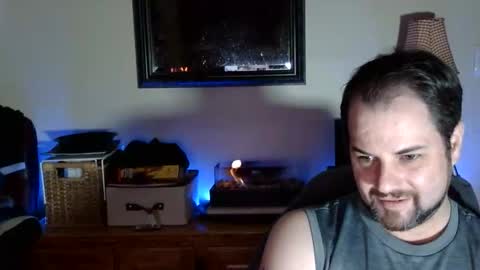 Snapshot of emceemoe chatting on 4, 2, 2026 Moe online show from 4, 2, 2026