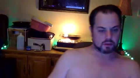 Snapshot of emceemoe chatting on 8, 2, 2026 Moe online show from 8, 2, 2026