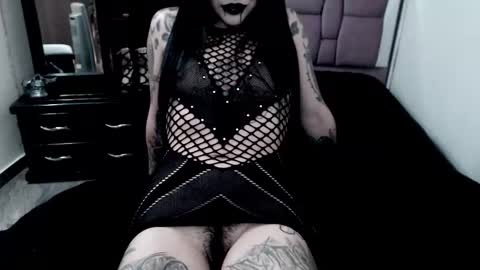 Emerald Black online show from 21, 9, 2025