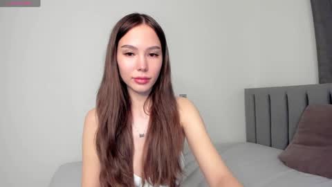 Snapshot of emelia_fox chatting on 2, 12, 2024 Emmy the sly little fox HTP is open an unforgettable show awaits you. I undress in private online show from 2, 12, 2024