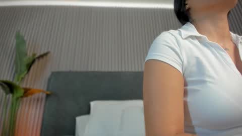 Snapshot of emelie_89 chatting on 26, 3, 2026 emelie_89 online show from 26, 3, 2026