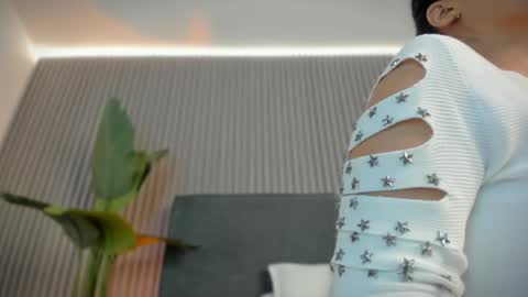 Snapshot of emelie_89 chatting on 7, 4, 2026 emelie_89 online show from 7, 4, 2026