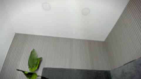 Snapshot of emelie_89 chatting on 17, 4, 2026 emelie_89 online show from 17, 4, 2026