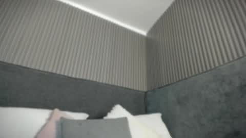 Snapshot of emelie_89 chatting on 6, 5, 2026 emelie_89 online show from 6, 5, 2026