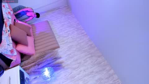 Snapshot of emely_florence_ chatting on 11, 6, 2026 Emely Florence online show from 11, 6, 2026