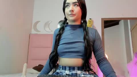 esmerald online show from 1, 7, 2026