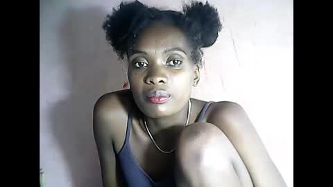 Emerence9794 online show from 5, 4, 2026