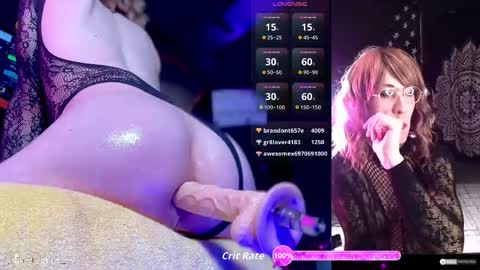 Snapshot of emerylune_xo chatting on 30, 11, 2025 Emery Lune online show from 30, 11, 2025